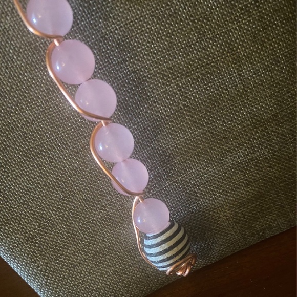 COTTONEY - Picture 2 of 3